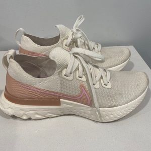 Nike shoes- women